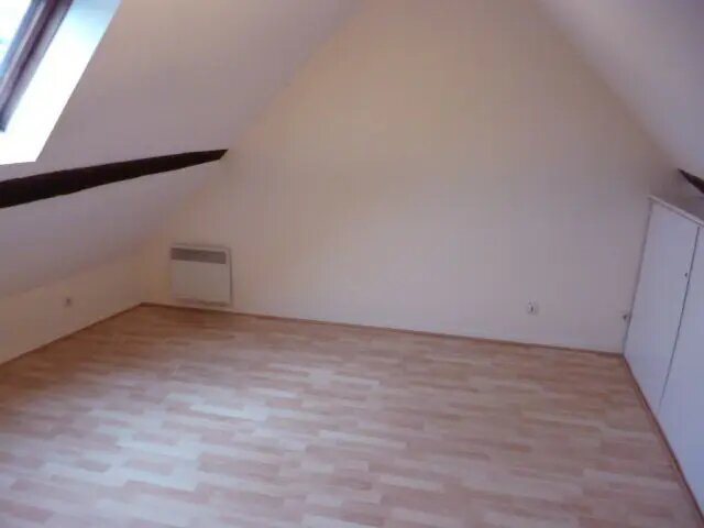 Appartement à louer, 28m², Cergy