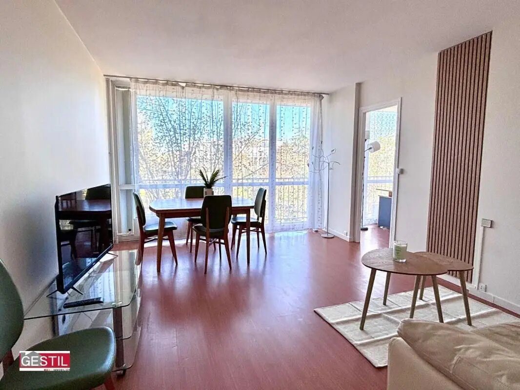 Appartement à louer, 81m², Cergy