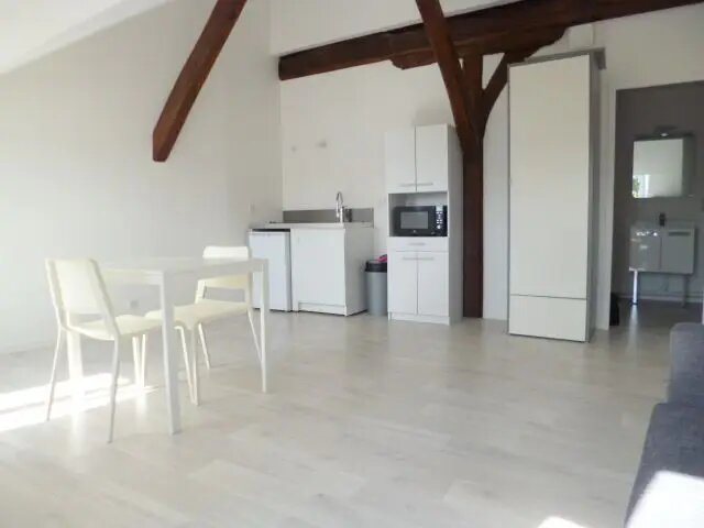 Appartement à louer, 23m², Pontoise