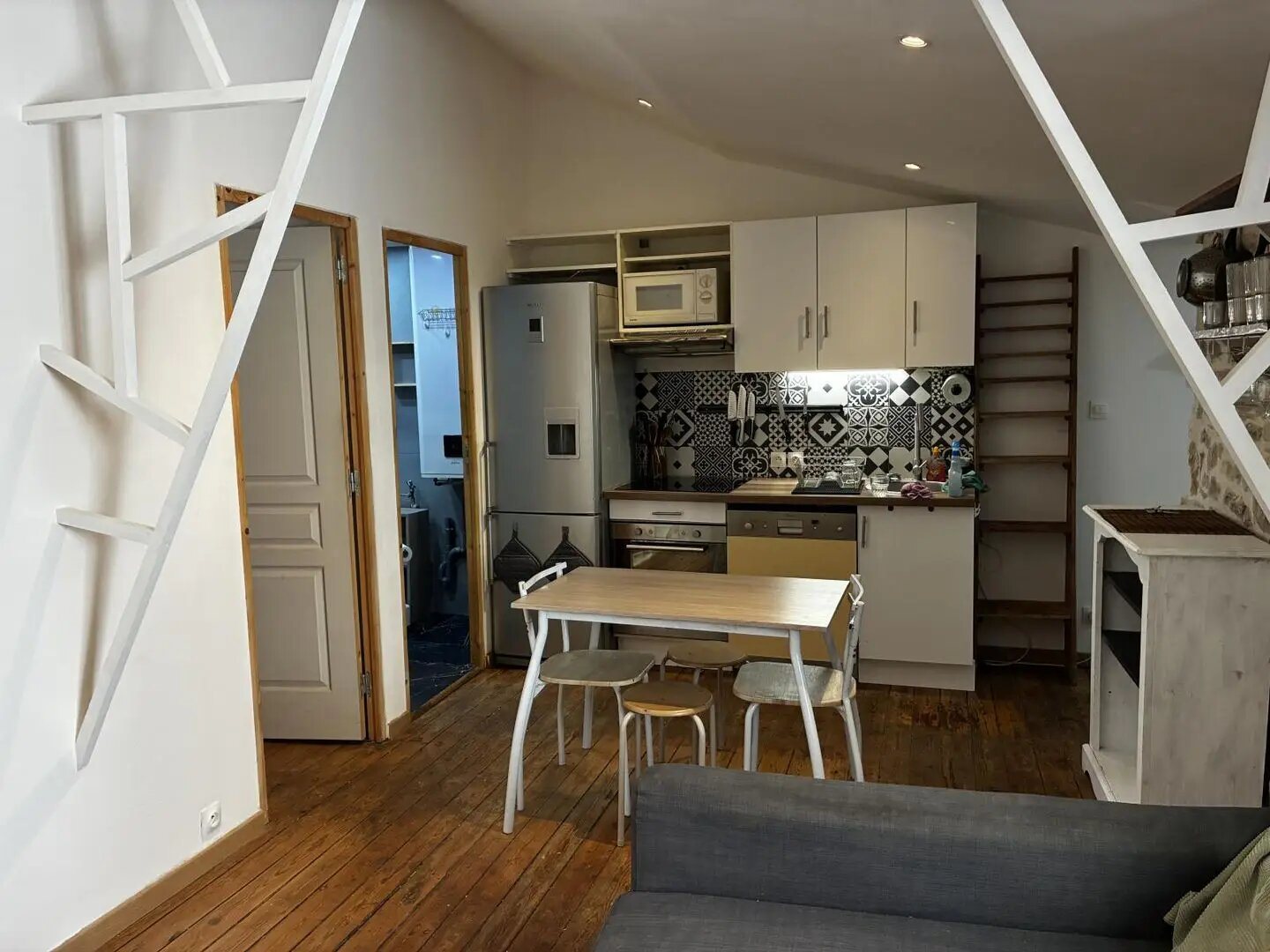 Appartement à louer, 47m², Nîmes