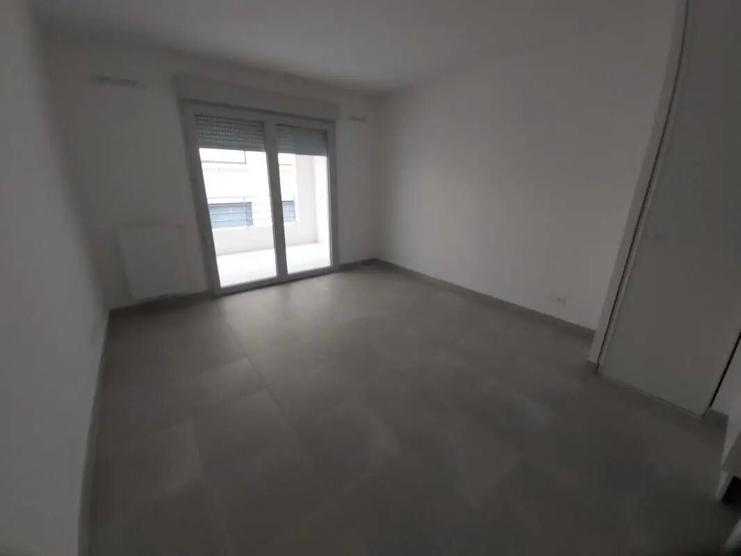 Appartement à louer, 24m², Nîmes