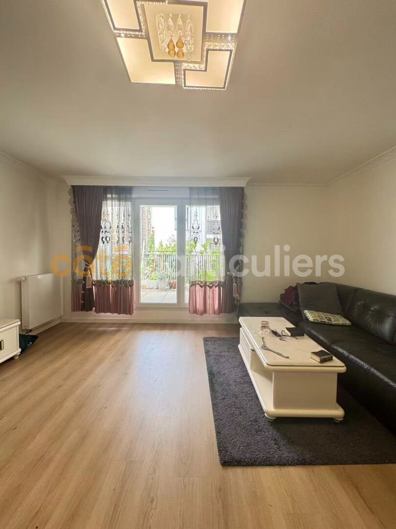 Appartement à louer, 68m², Romainville