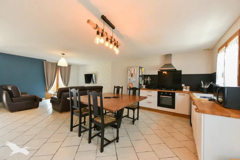 Maison à vendre, 115m², Sambin