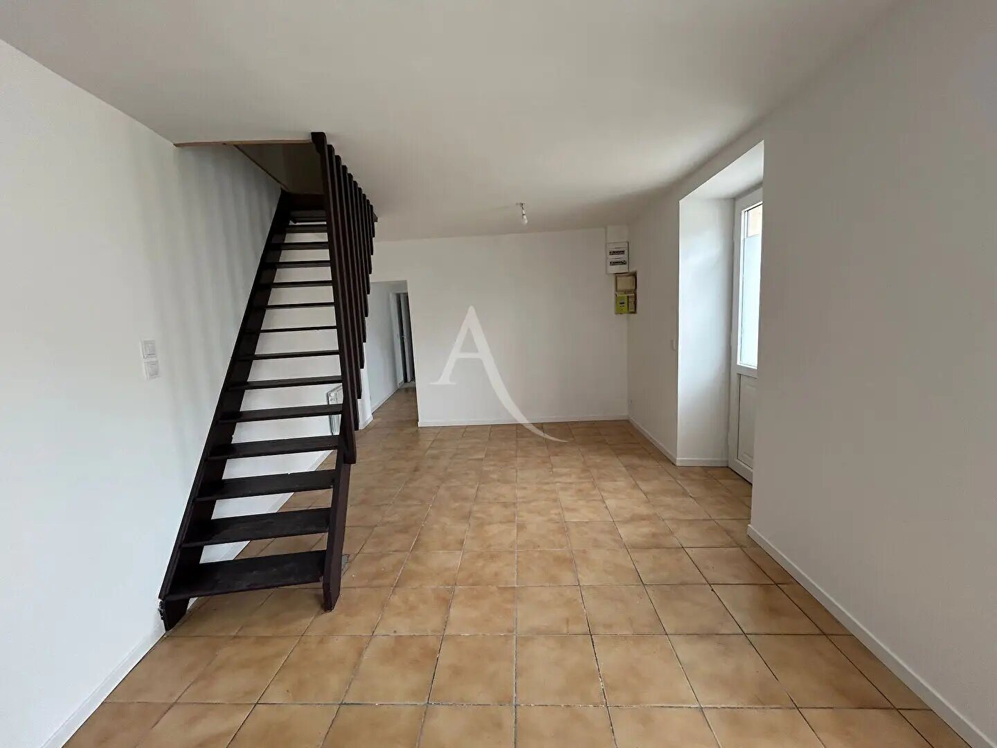Maison à louer, 57m², Bourg-et-Comin