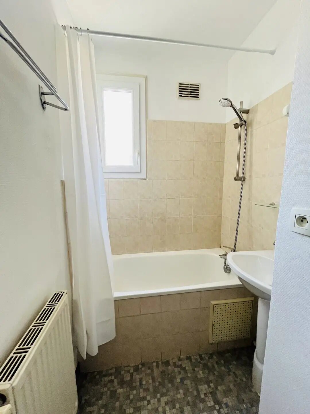 Appartement à louer, 41m², Montluçon