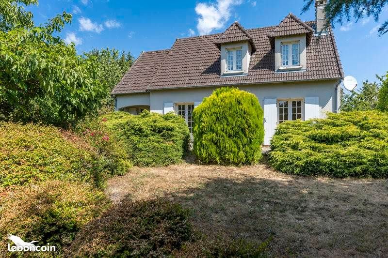 Maison à vendre, 145m², Néris-les-Bains
