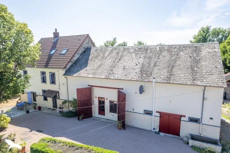 Maison à vendre, 223m², Marcillat-en-Combraille