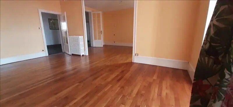 Appartement à vendre, 110m², Montluçon