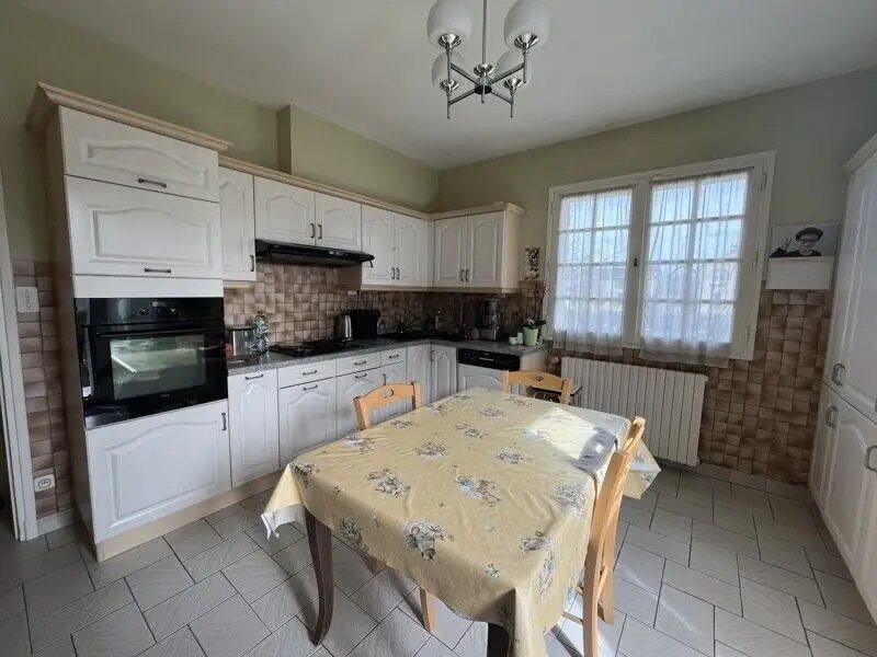 Maison à vendre, 137m², Montluçon