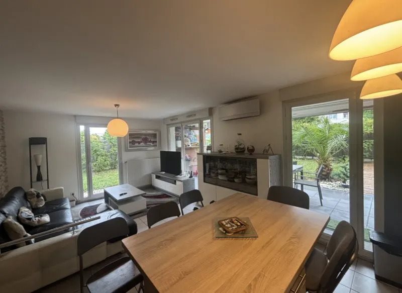 Appartement à vendre, 64m², Saint-Priest