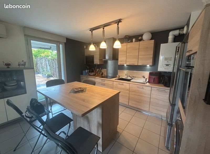 Appartement à vendre, 64m², Saint-Priest