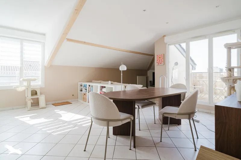 Appartement à vendre, 76m², Saint-Priest