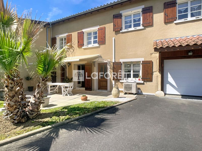 Maison à vendre, 121m², Montmerle-sur-Saône