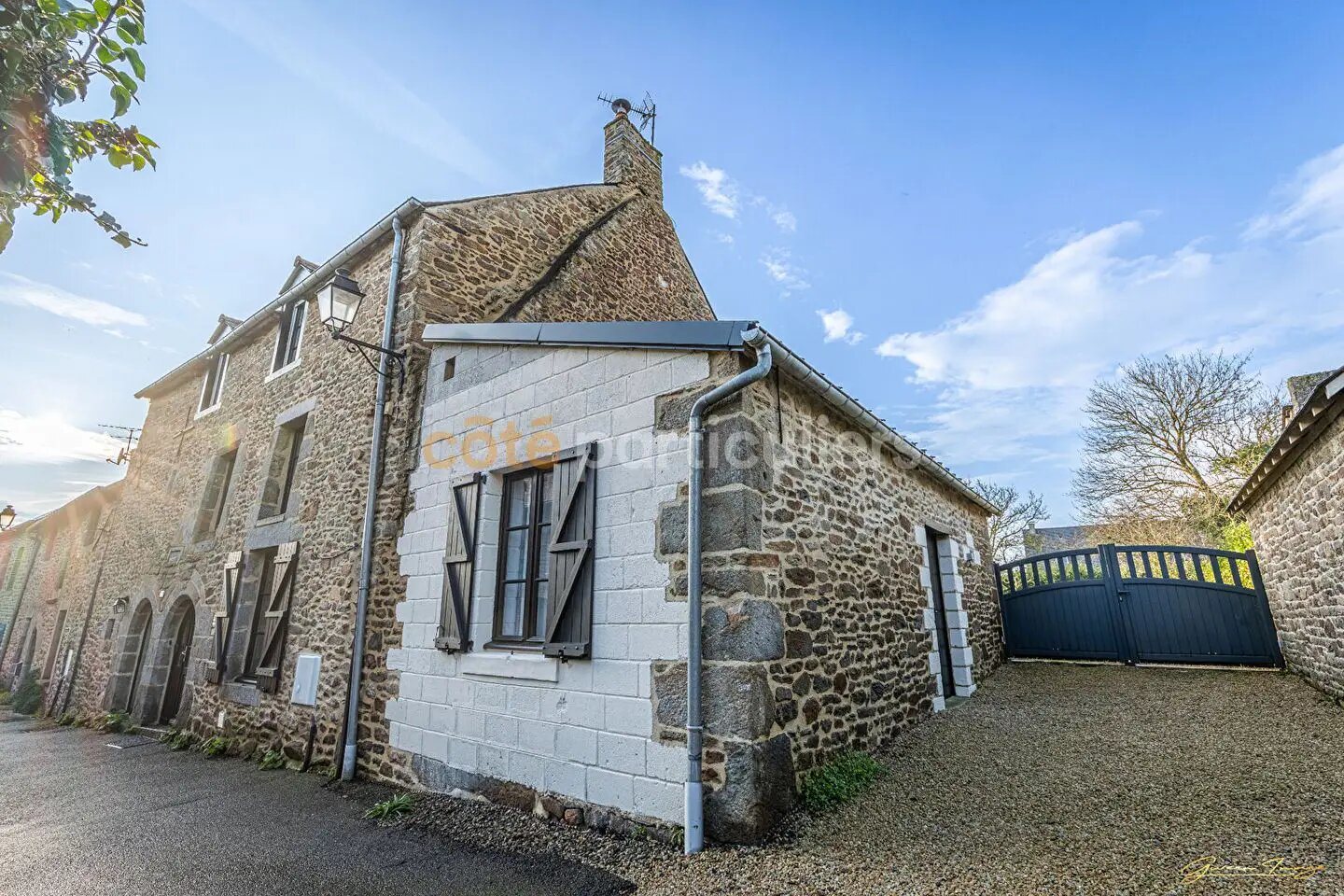 Maison à vendre, 171m², La Ville-ès-Nonais