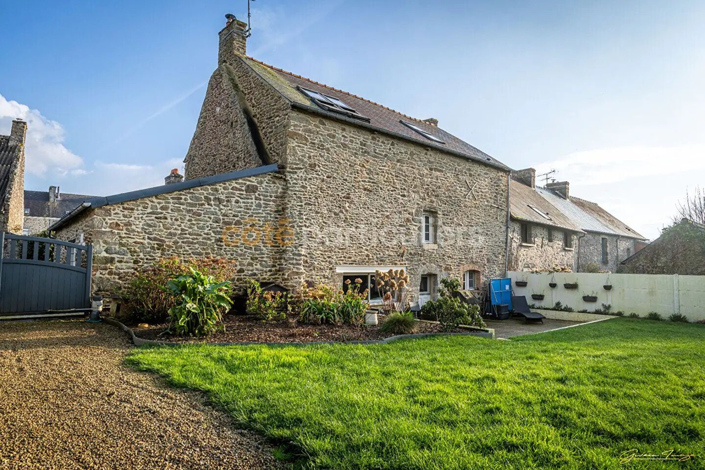 Maison à vendre, 171m², La Ville-ès-Nonais