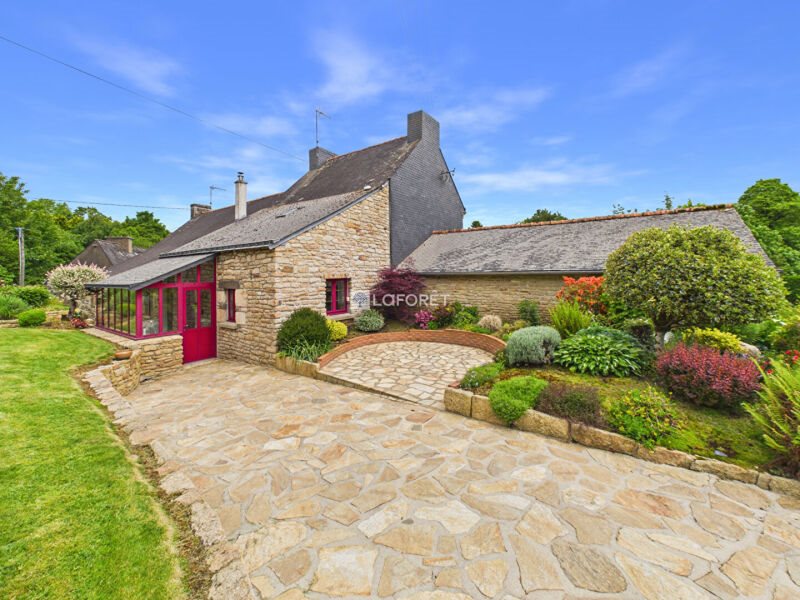 Maison à vendre, 280m², Guiscriff