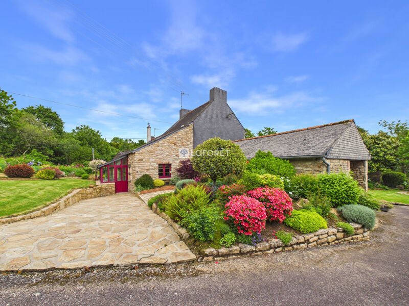 Maison à vendre, 280m², Guiscriff