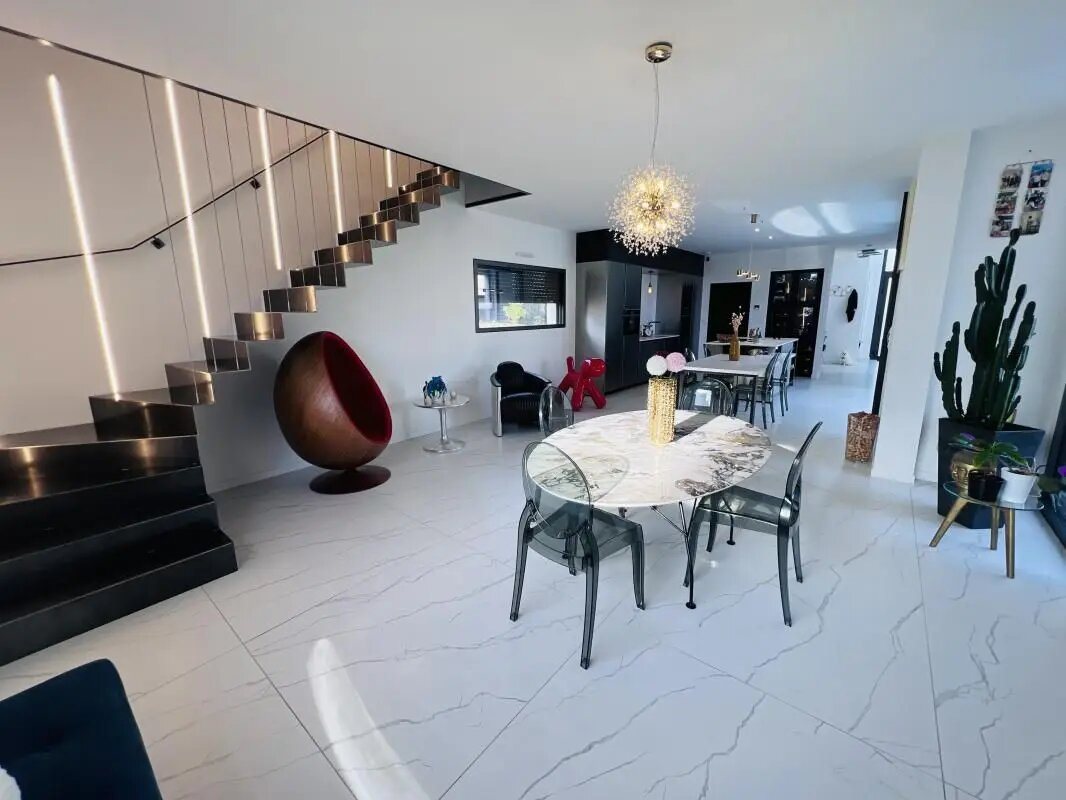 Maison à vendre, 201m², Cesson-Sévigné