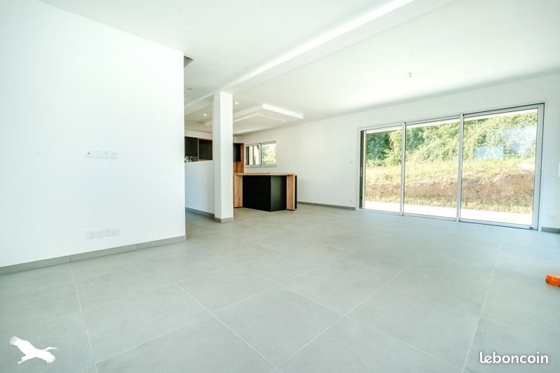 Maison à vendre, 102m², Plonévez-Porzay