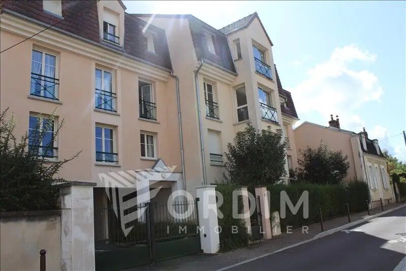 Appartement à louer, 69m², Auxerre