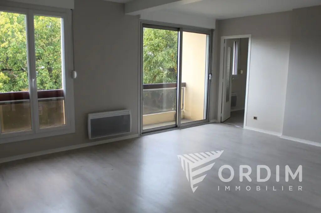 Appartement à louer, 34m², Auxerre