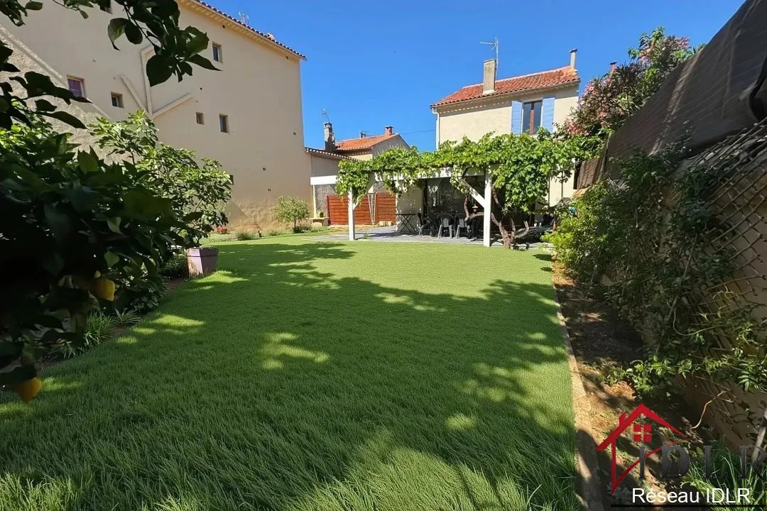 Maison à vendre, 111m², Toulon