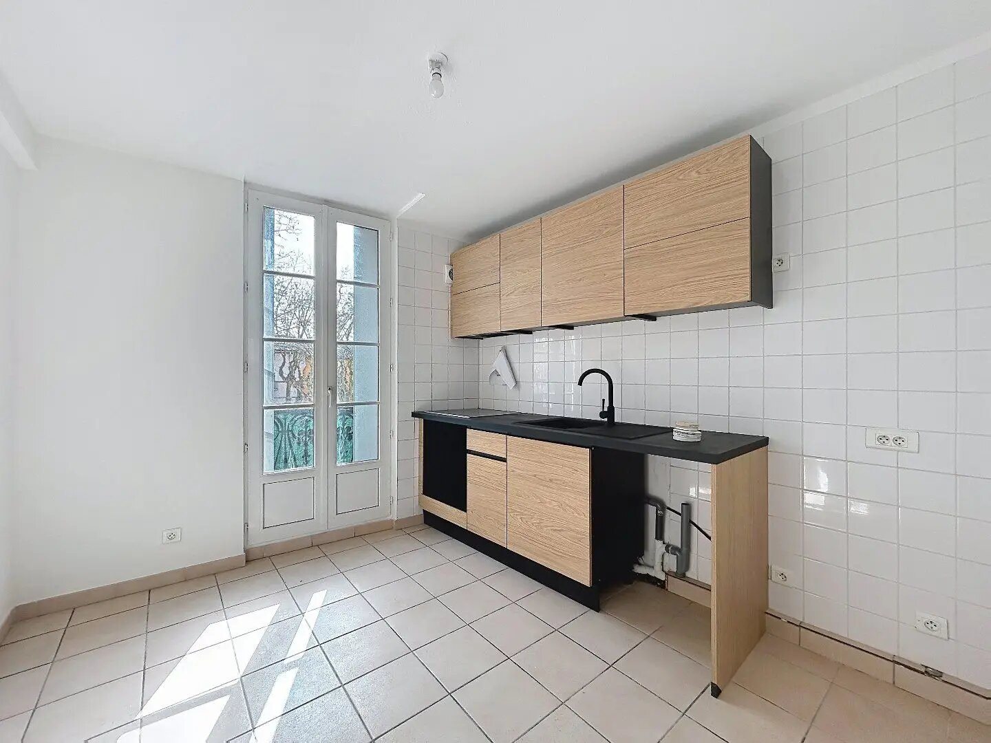 Appartement à louer, 72m², Montagnac