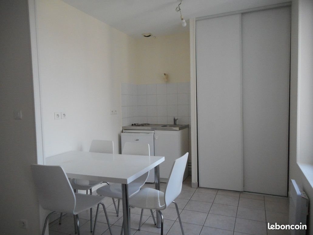 Appartement à louer, 26m², Vichy