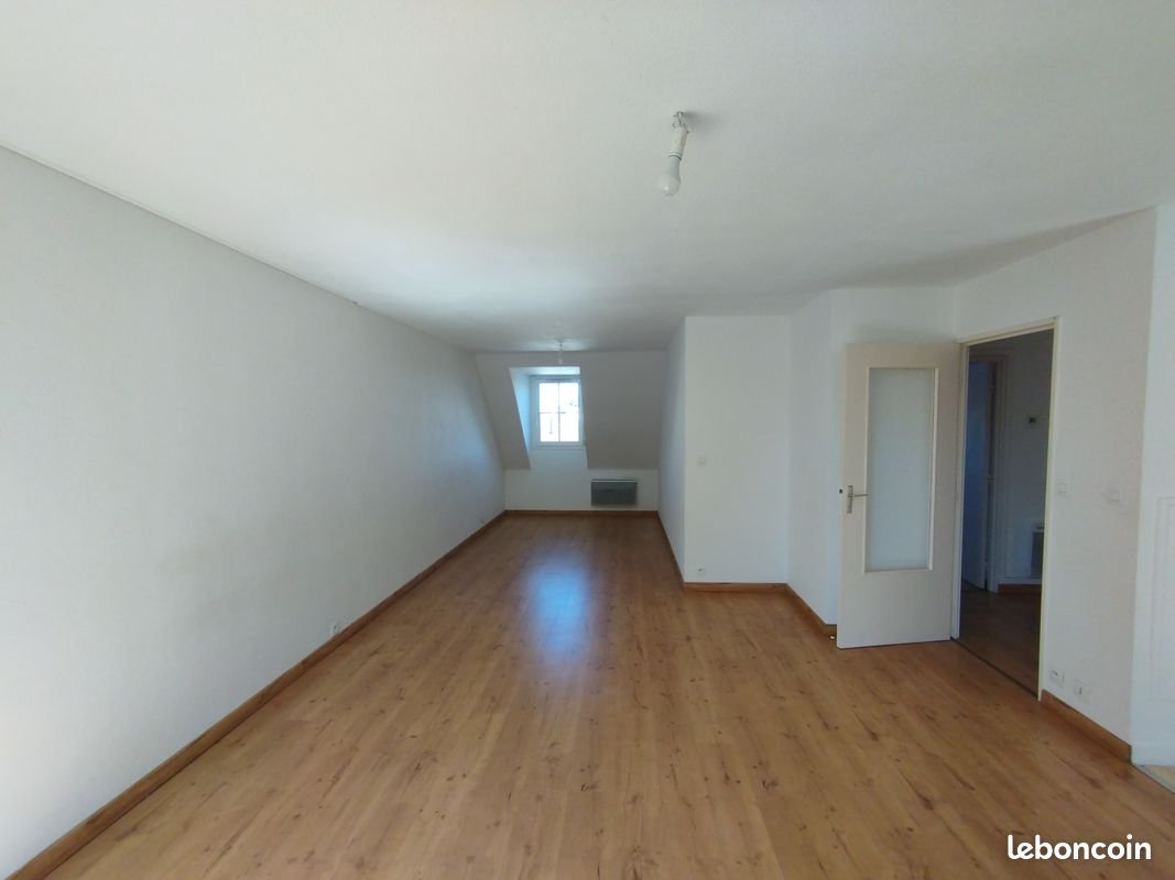 Appartement à louer, 75m², Moulins