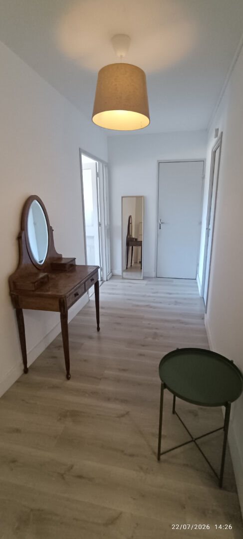 Appartement à louer, 85m², Talence