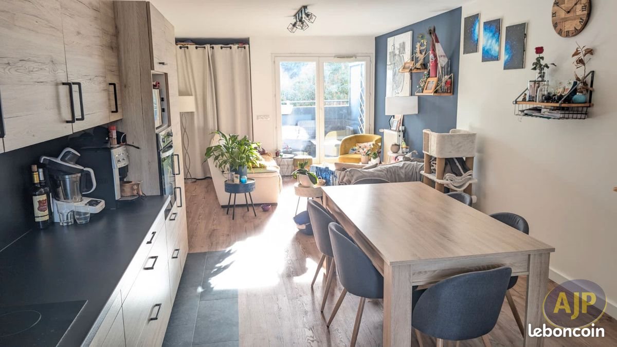 Appartement à louer, 65m², Pessac