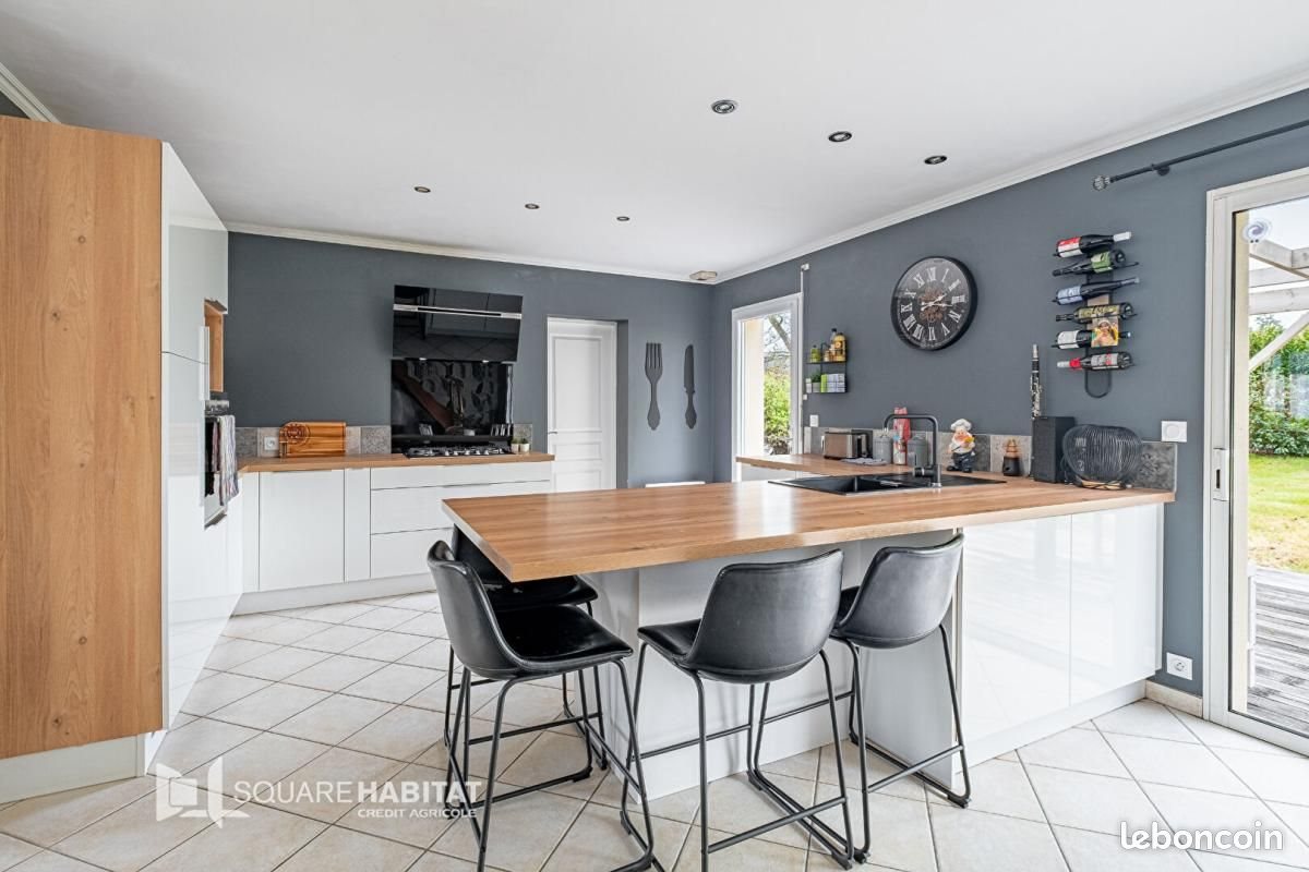 Maison à vendre, 136m², Fay-de-Bretagne