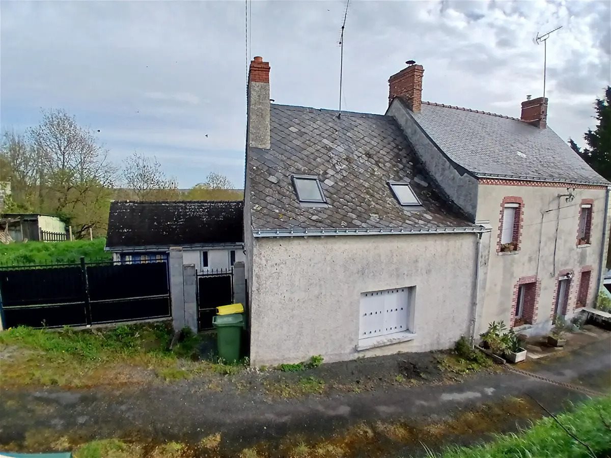 Maison à vendre, 90m², Saint-Julien-de-Vouvantes
