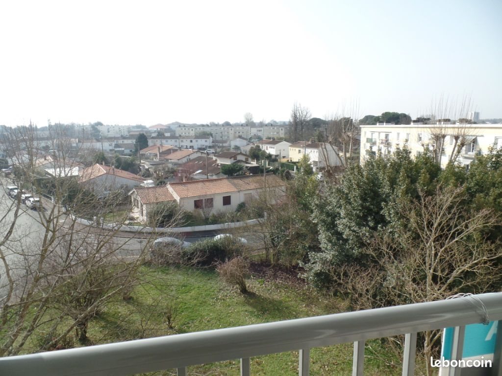 Appartement à louer, 62m², Talence