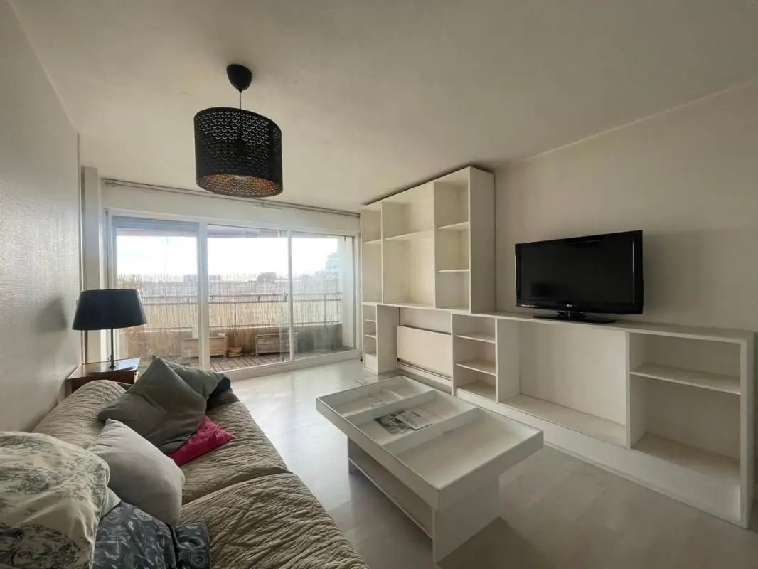 Appartement à louer, 43m², Bordeaux
