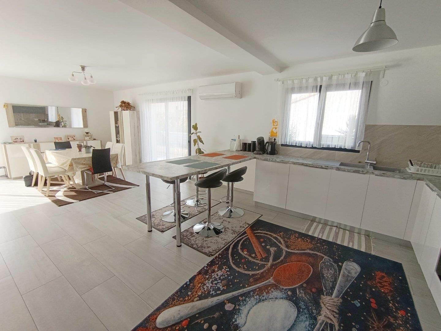 Maison à vendre, 132m², Clermont-l'Hérault