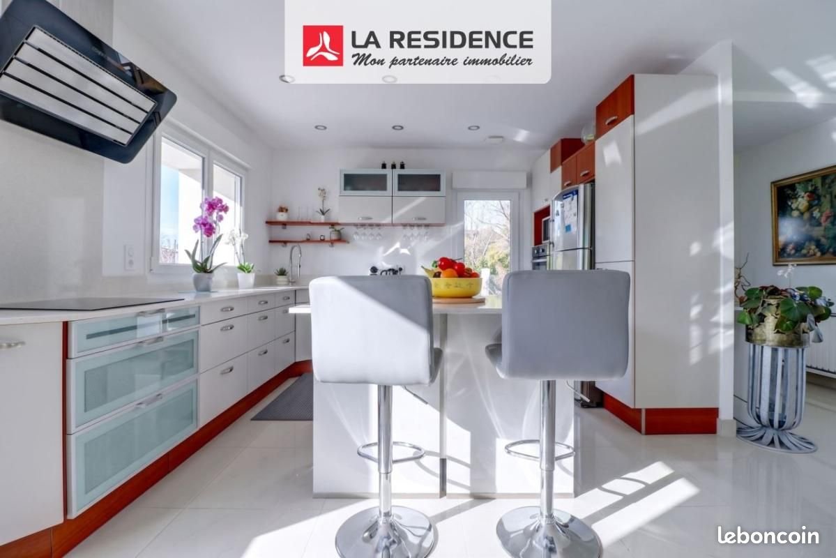 Maison à louer, 153m², Houdan
