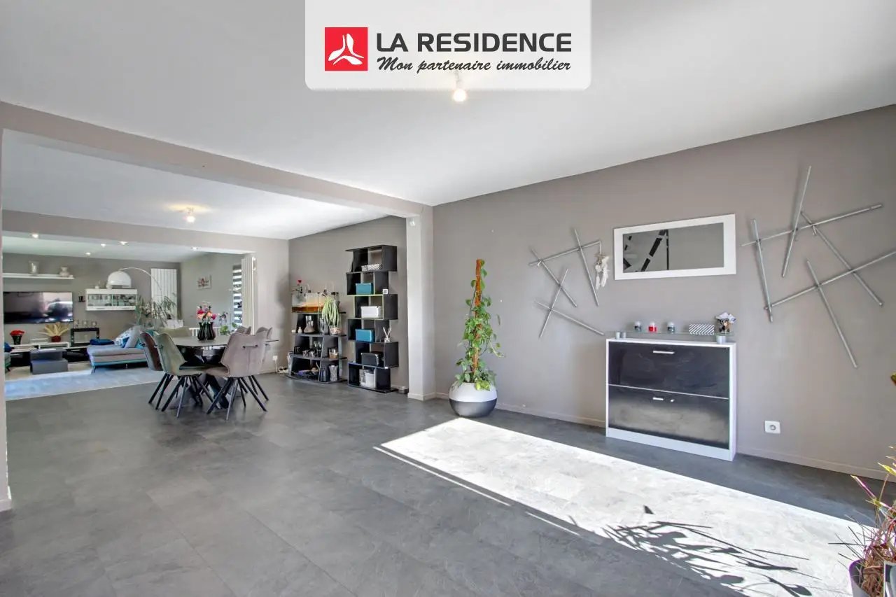 Maison à vendre, 175m², Saint-Pierre-de-Bailleul