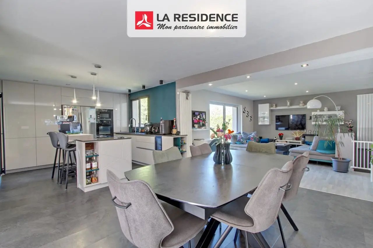 Maison à vendre, 175m², Saint-Pierre-de-Bailleul