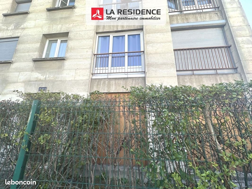 Appartement à vendre, 33m², Stains
