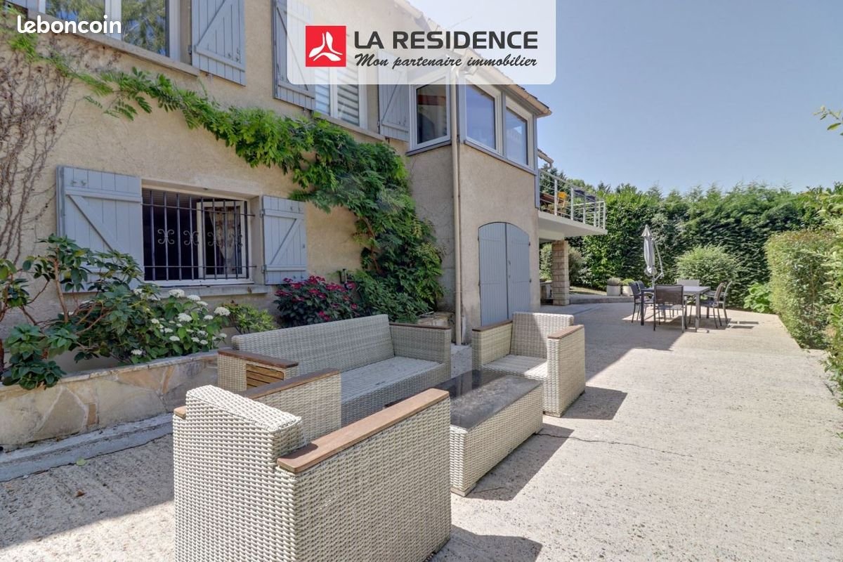 Maison à vendre, 174m², Bazemont