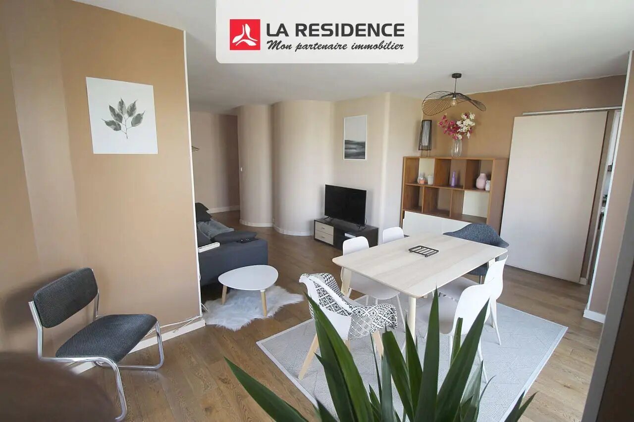 Appartement à louer, 80m², Élancourt