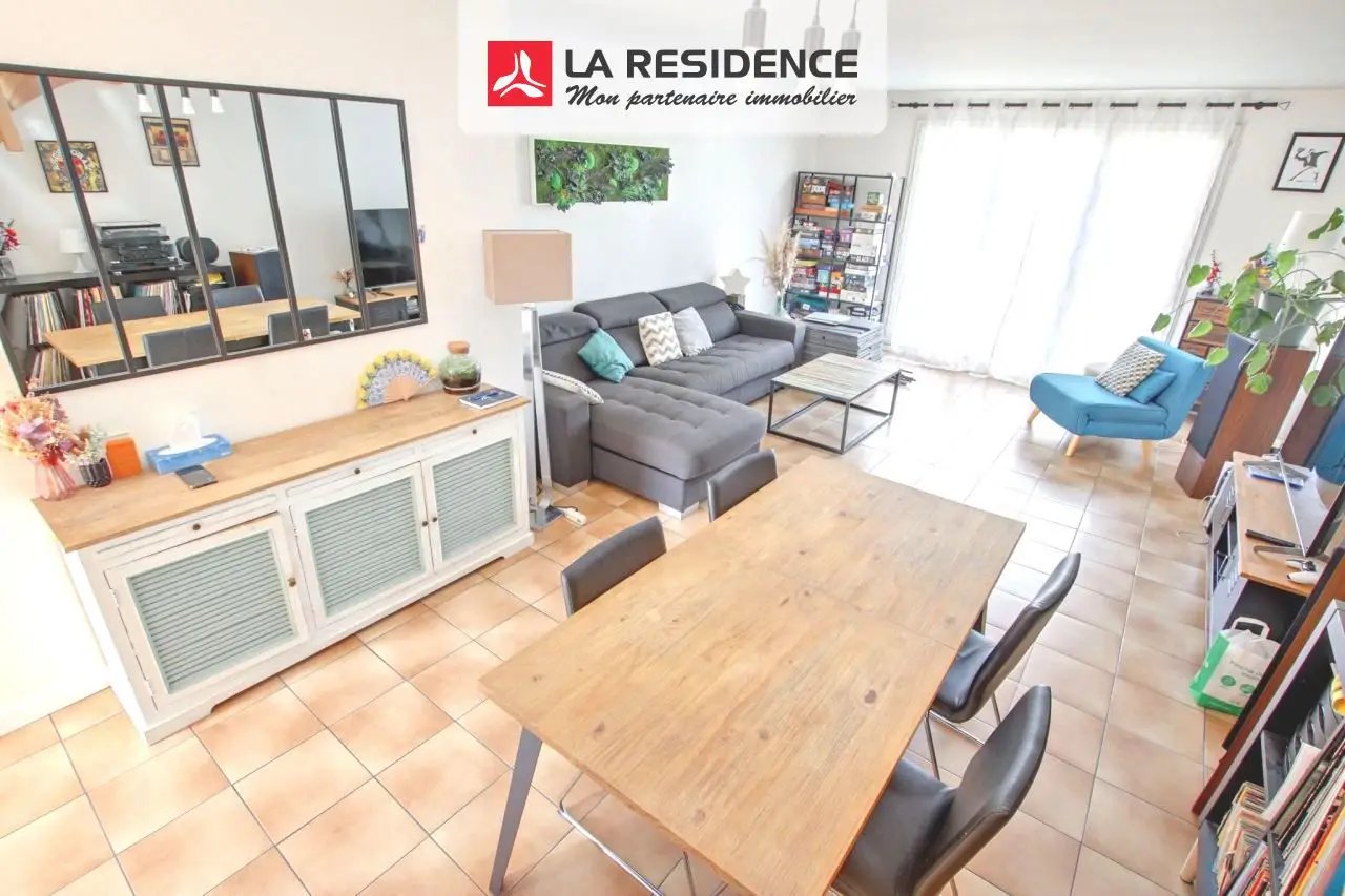 Maison à vendre, 110m², Le Mesnil-Saint-Denis