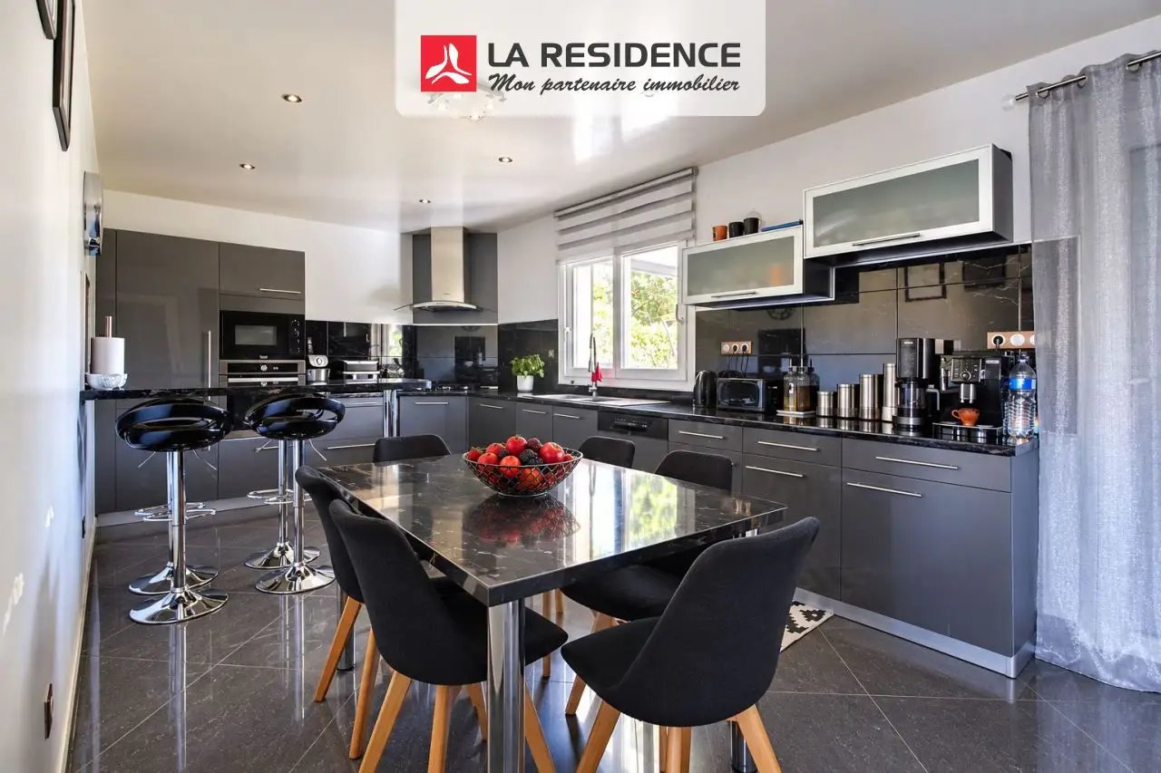 Maison à vendre, 158m², Saint-Etienne-du-Rouvray