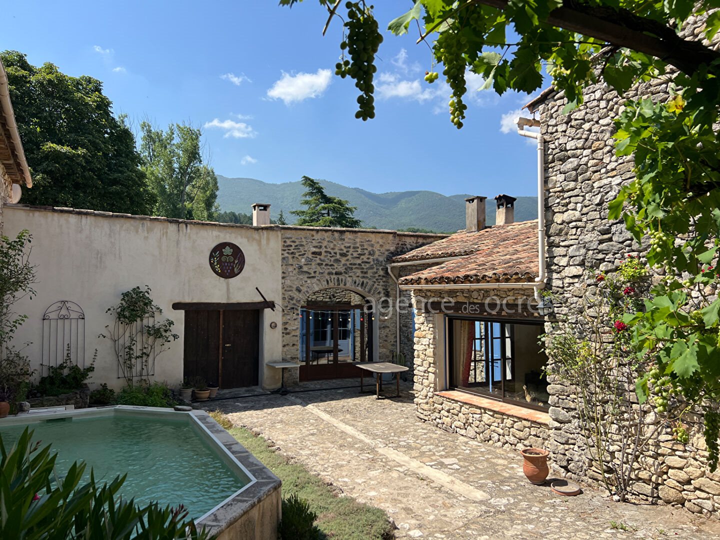 Maison à vendre, 250m², Saint-Martin-de-Castillon