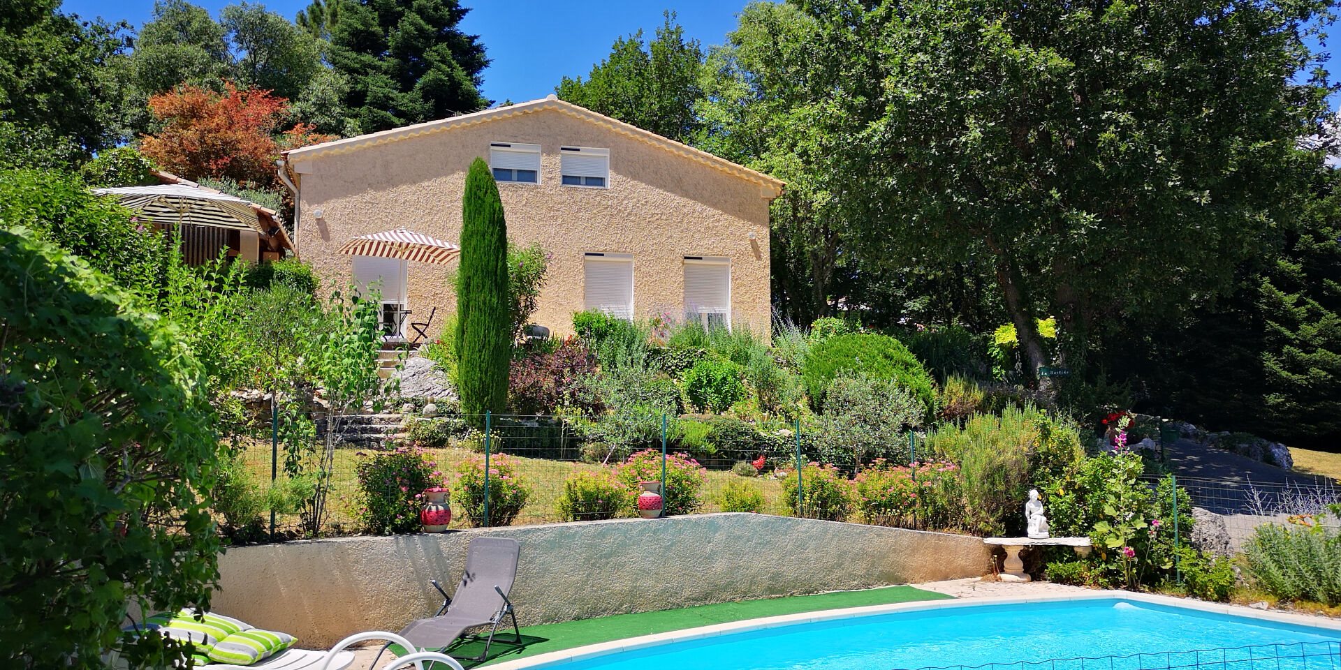 Maison à vendre, 115m², Saint-Martin-de-Castillon
