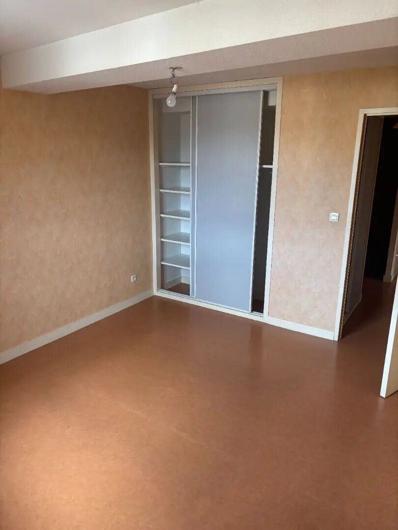 Appartement à louer, 72m², Charlieu