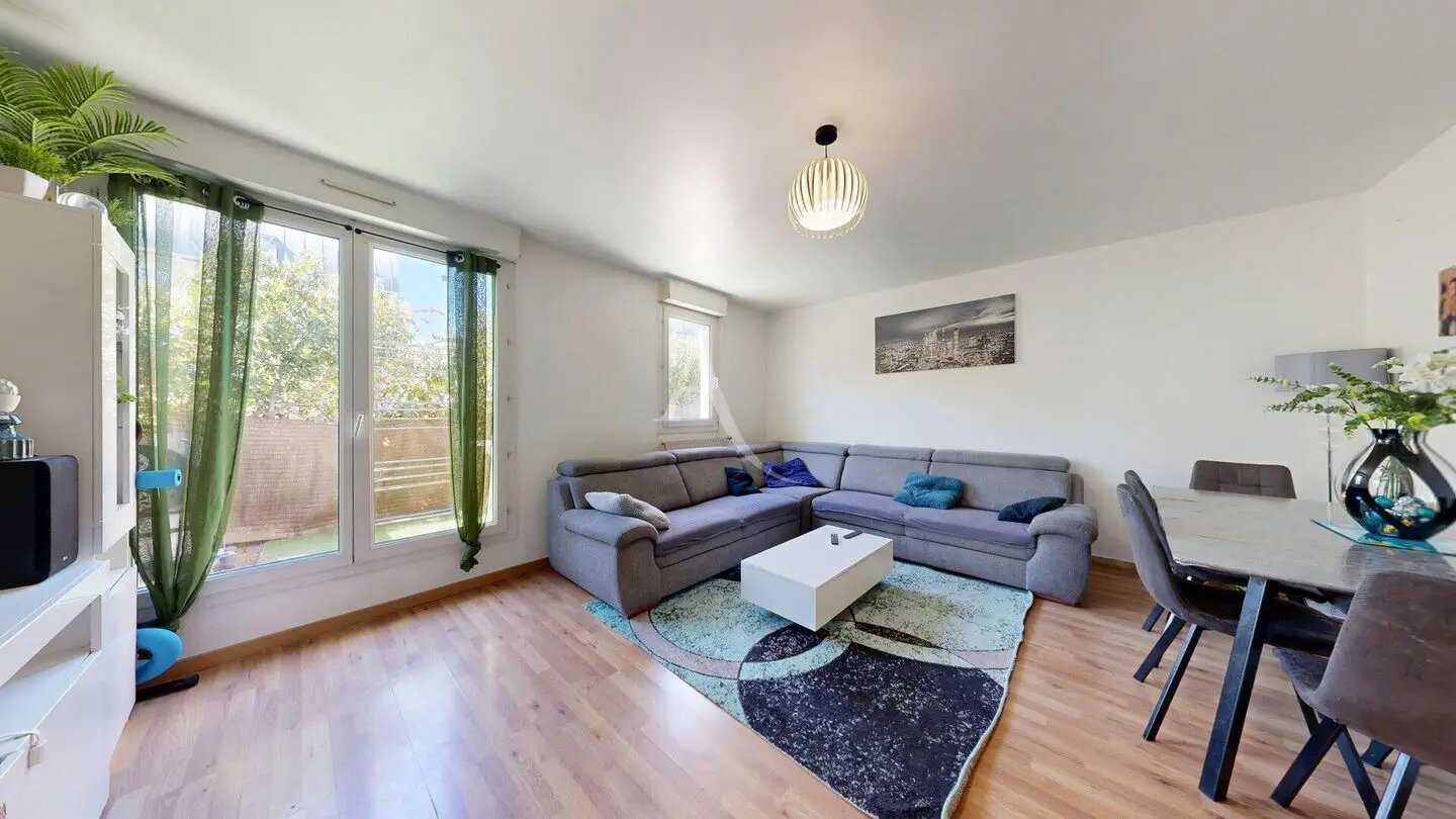 Appartement à vendre, 63m², Cergy