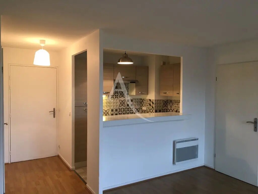 Appartement à louer, 38m², Cergy