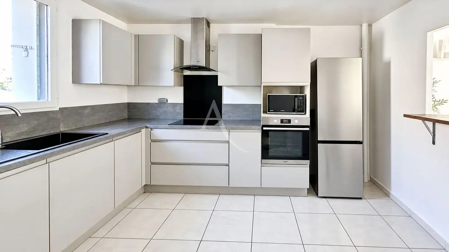 Appartement à vendre, 78m², Cergy